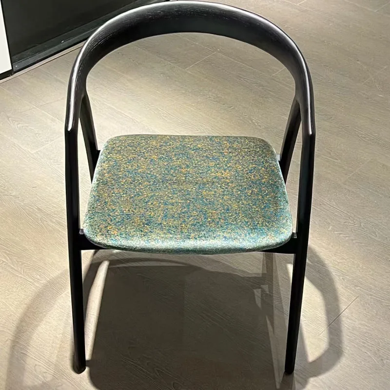 JP Modern Dining Chair Solid Wood Wishbone photo 2