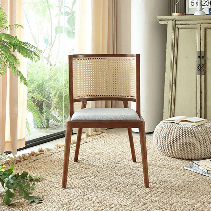 JP Modern Retro Solid Wood Dining Chair photo 2