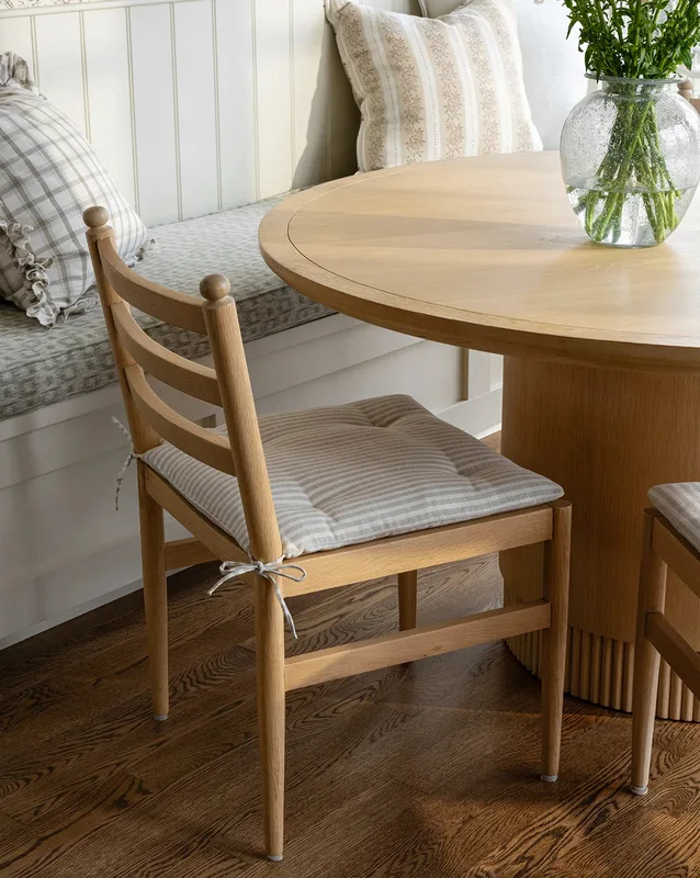 JP High Back Comfort Dining and Restaurant Chairs photo 3
